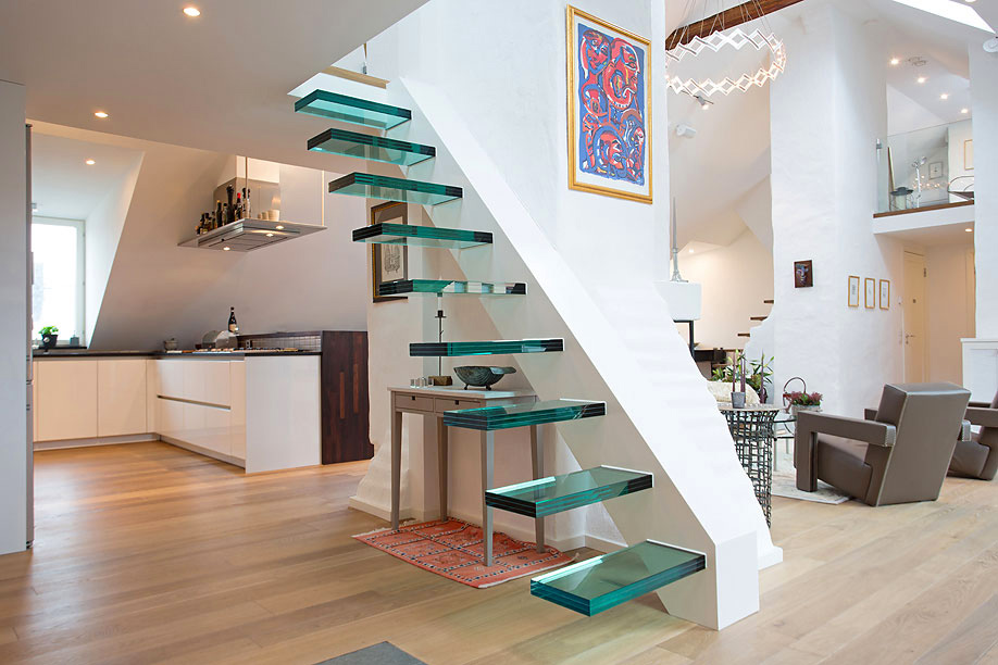 unusual-unique-staircase-modern-home-green-glass